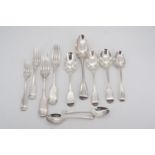 Sundry Georgian and later silver flatware, 593 g