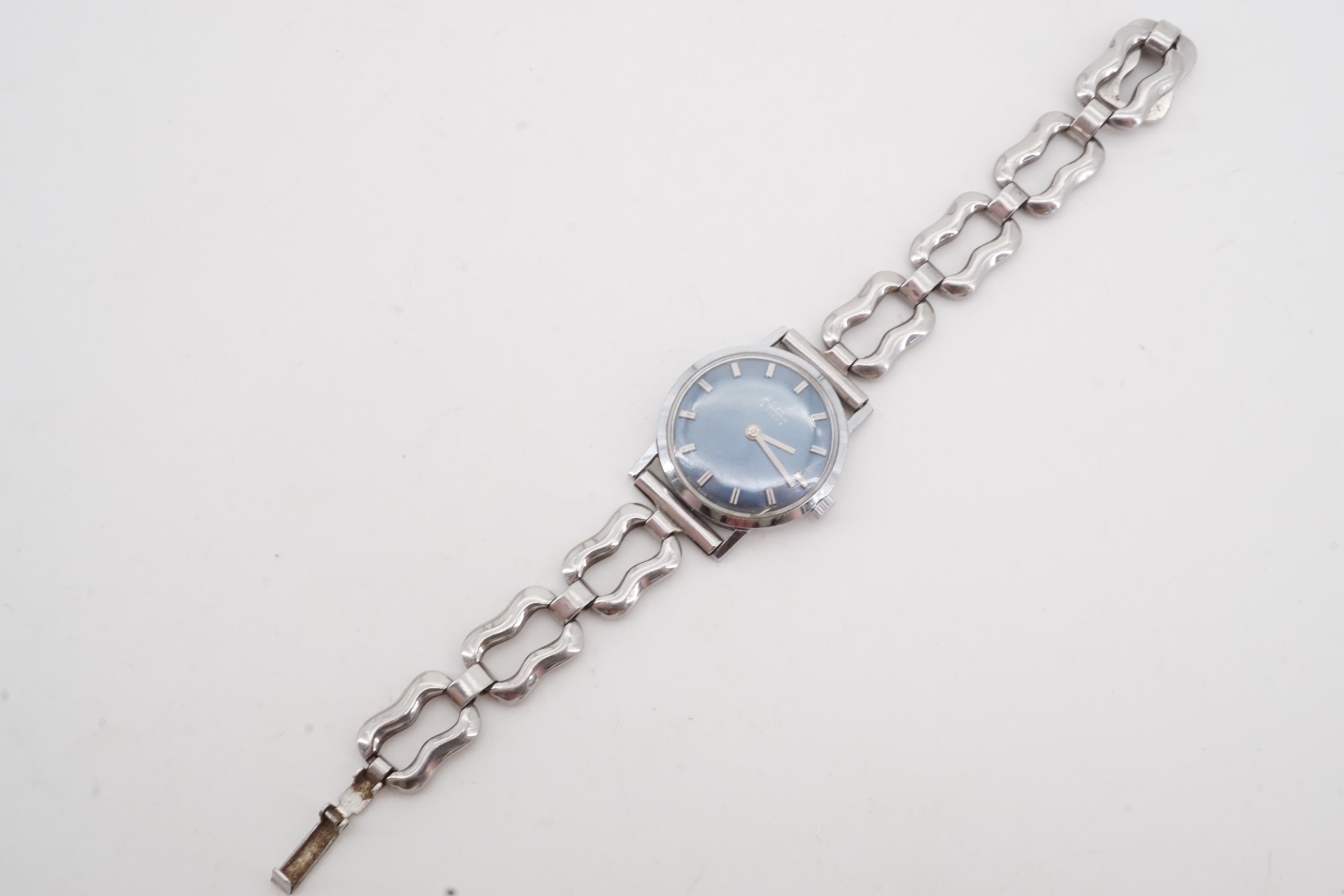 A 1970s lady's Bentima Star wristwatch, having a stainless steel case with flexible bracelet - Image 2 of 4
