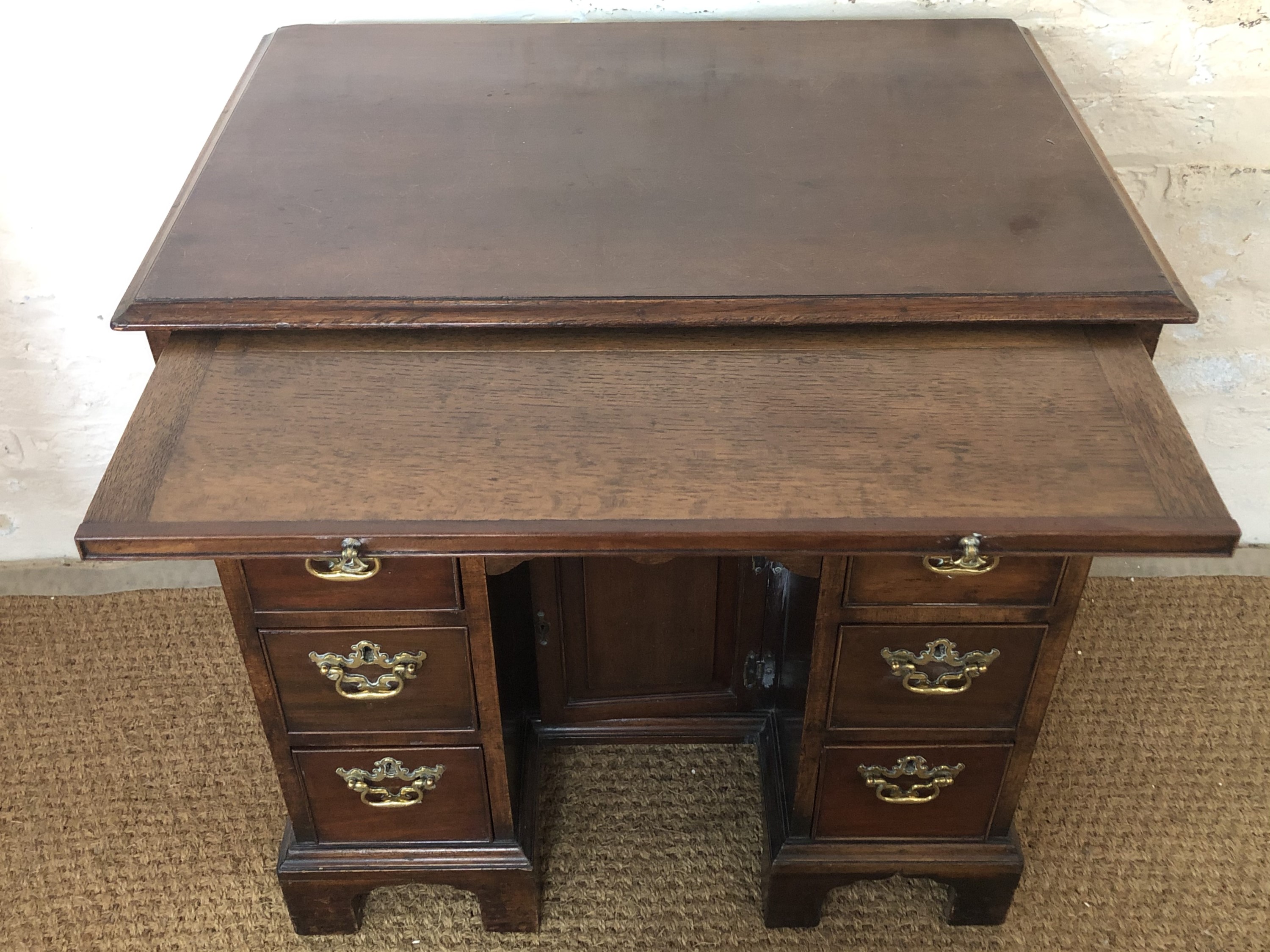 A Victorian reproduction mid-18th Century mahogany knee-hole dressing chest / desk - Image 3 of 3