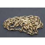 A 9ct gold fine belcher link neck chain, 60 cm, 2.7 g
