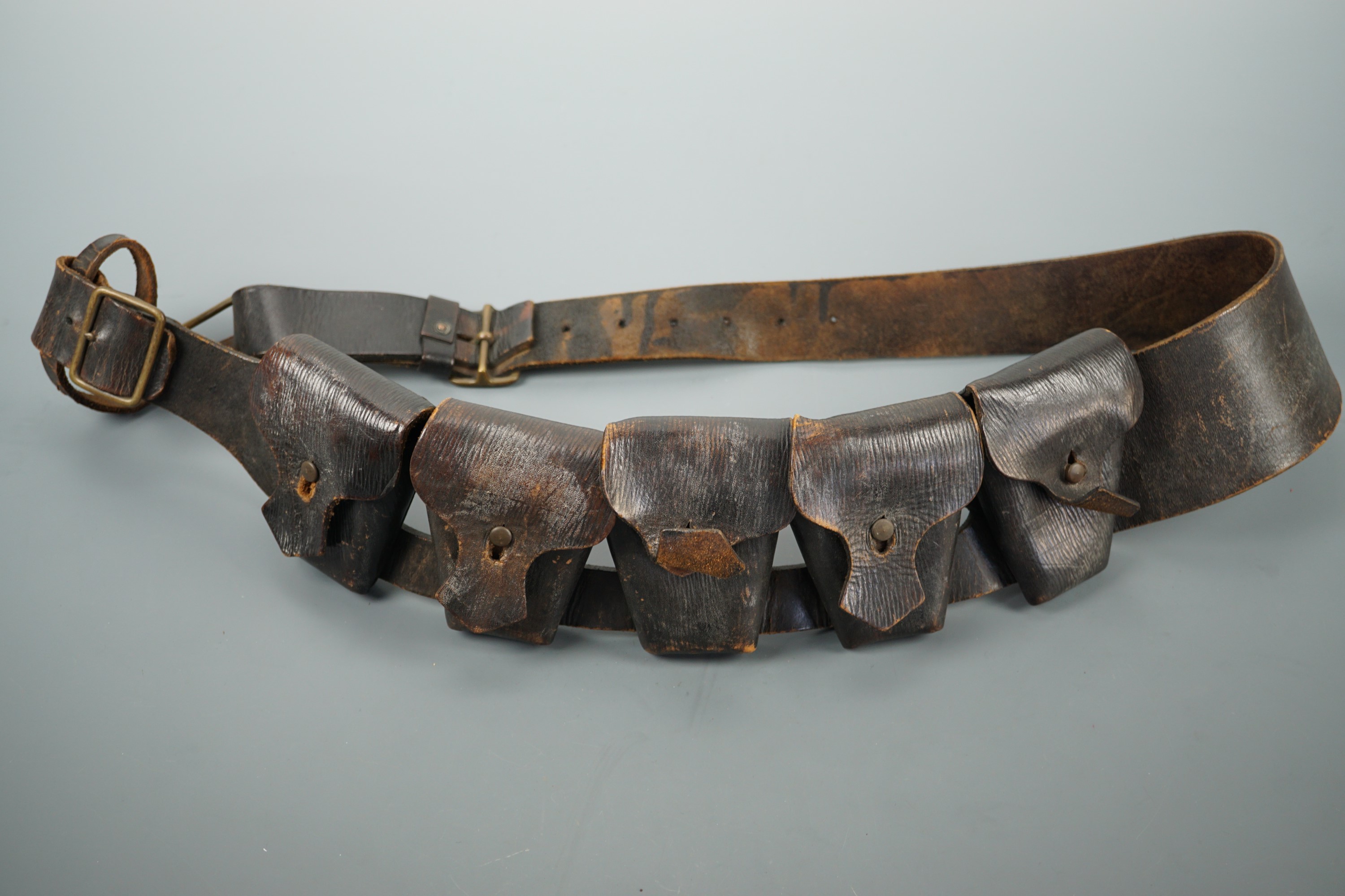 A Pattern 1903 leather bandolier
