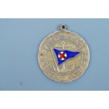 A 1913 US Shelter Island Yacht Club enamelled prize fob medallion, 33 mm