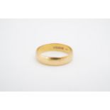 A 22 ct gold wedding band, P, 4.1 g