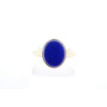 An antique 18 ct gold and lapiz lazuli signet ring, having a vacant oval matrix, N, 3.5 g