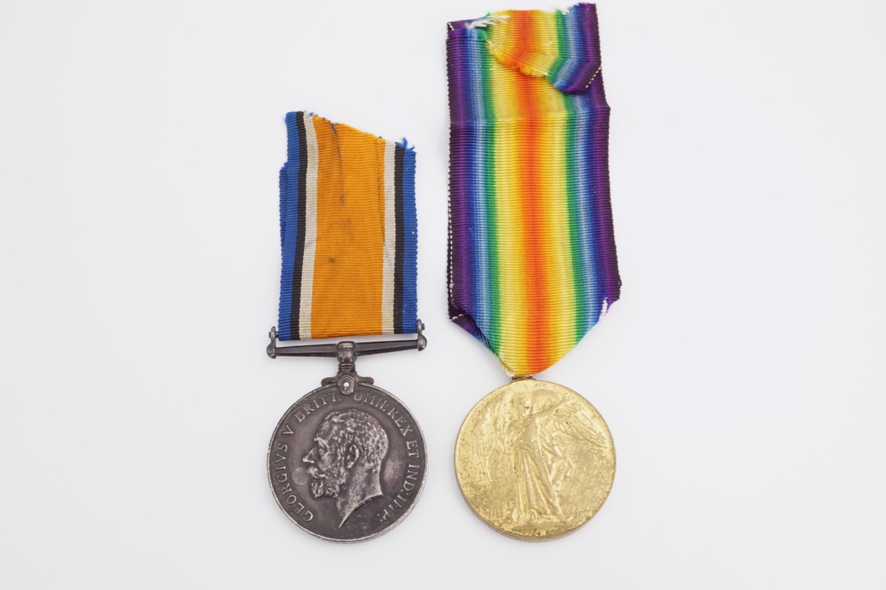 A British War and Victory medal pair to 353602 Pte W Breakwell, HLI