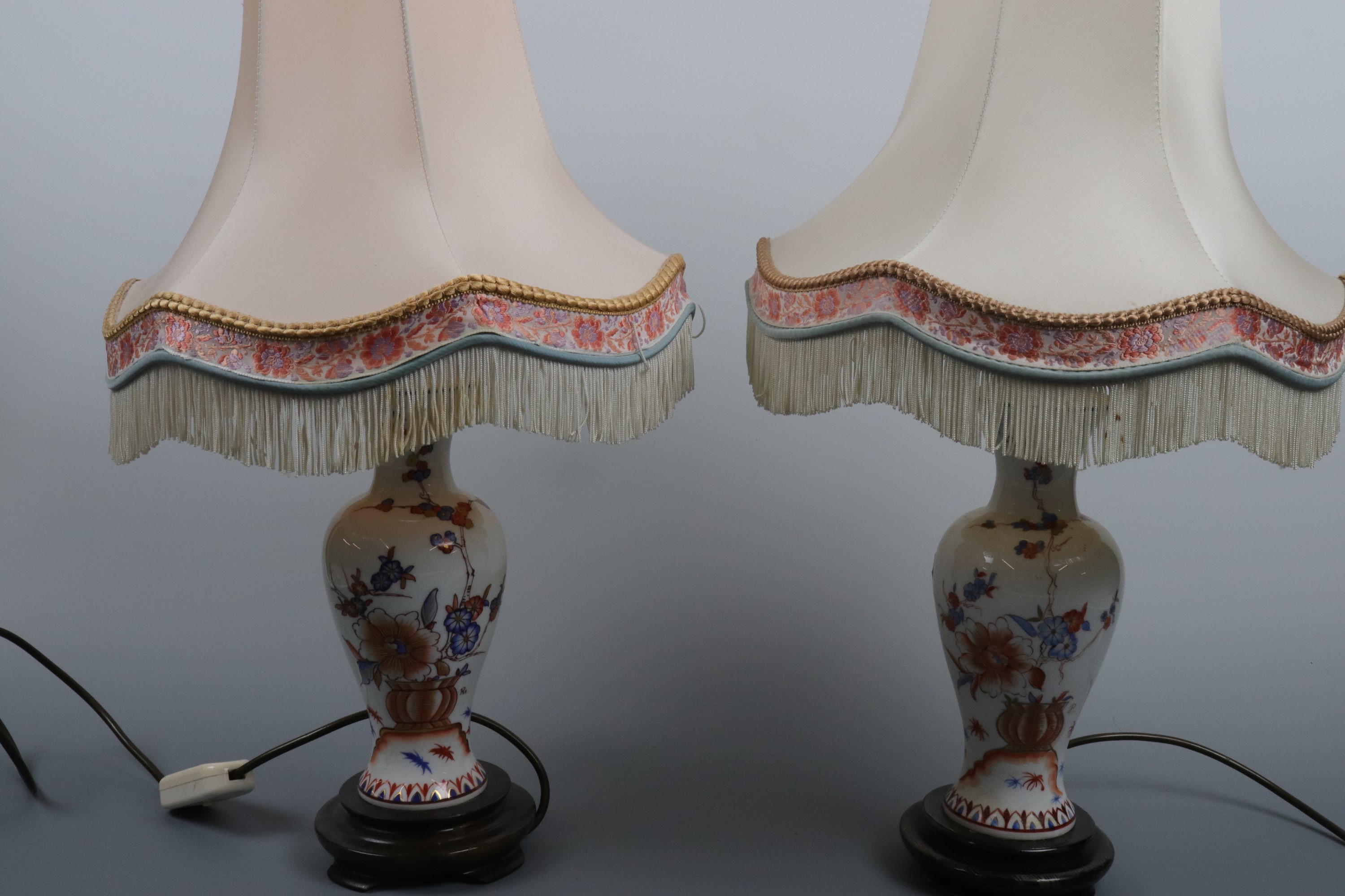 A pair of oriental style table lamps 47 cm high