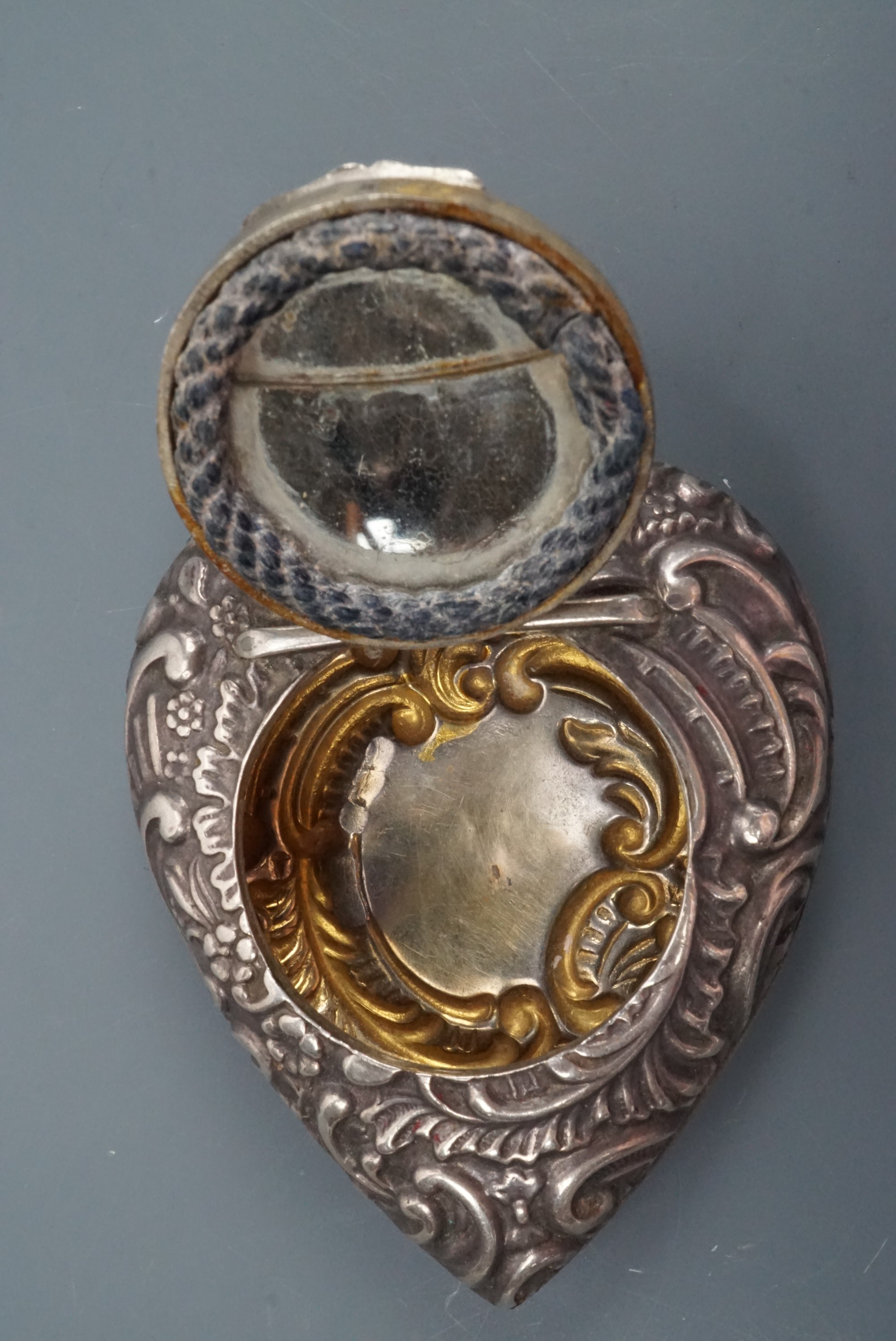 A late Victorian silver heart-shaped patch or similar box, each face relief-decorated in a rococo - Image 3 of 3