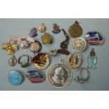 A quantity of badges, brooches etc including Girls Guides jewellery, Soviet badges, a Daisy Air