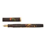 Pluma Dunhill-Namiki en laca negra "Maki-e", c.1930.