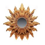Espejo diseño sol en madera tallada y dorada, mediados del s.XX.