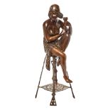 Escuela europea, fles. del s.XX. Mujer sobre taburete. Escultura estilo Art Deco en bronce.