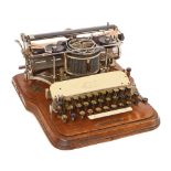 Máquina de escribir norteamericana Hammond Nº 12, 1905.
