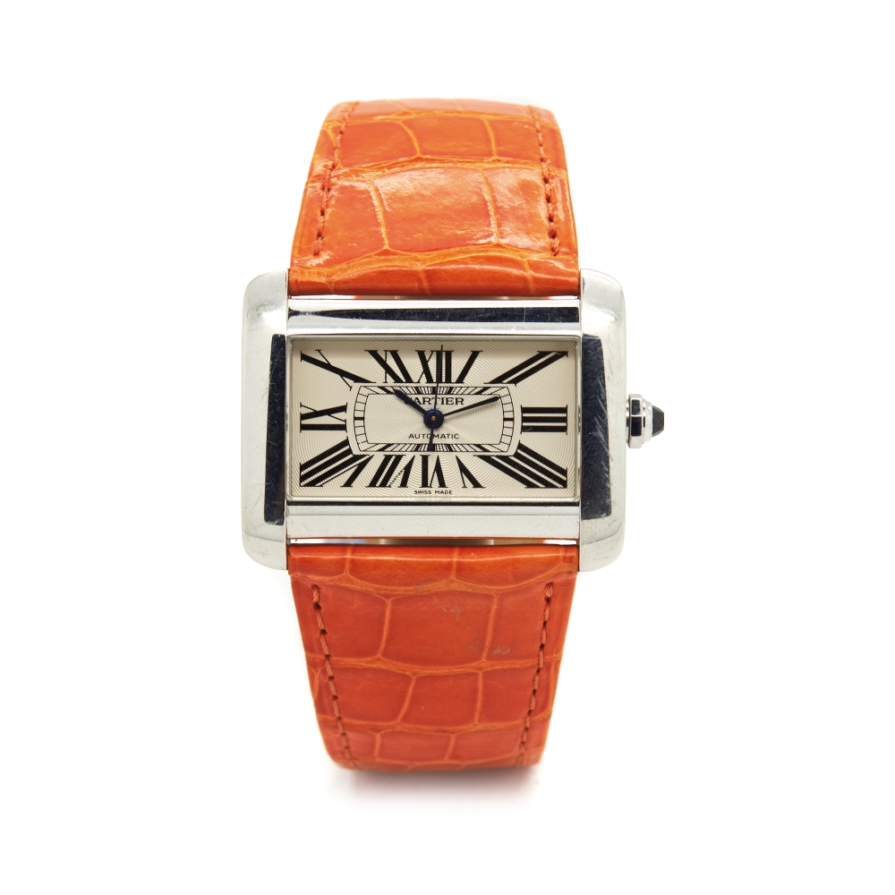 Reloj Cartier Tank "Divan" caballero en acero y correa de piel. Mecanismo automático.