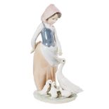 Caracoles a los patos. Figura en porcelana Lladró, 1974-1993.