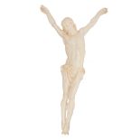 Escuela francesa, s.XIX. Cristo crucificado. Escultura en marfil tallado.