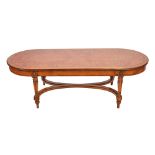 Mesa de centro oval en madera de roble y raíz, mediados del s.XX.