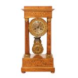 Reloj de pórtico francés Carlos X en madera y marquetería de boj y bronce, segundo cuarto del s.XIX.