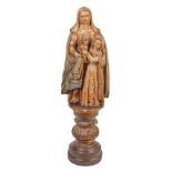 Escuela española, s.XVI. Santa Ana, la Virgen y el Niño. Escultura en madera tallada.