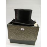 Gentleman's top hat by Wippell & Company, in a fitted case Back to front measurement 20cm Side to