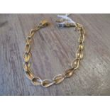 14ct Gold bracelet with oval flattened links 5g