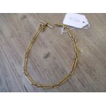 18ct Gold alternating chain link Albert with clip and bar, 52gms Overall length is 36cms