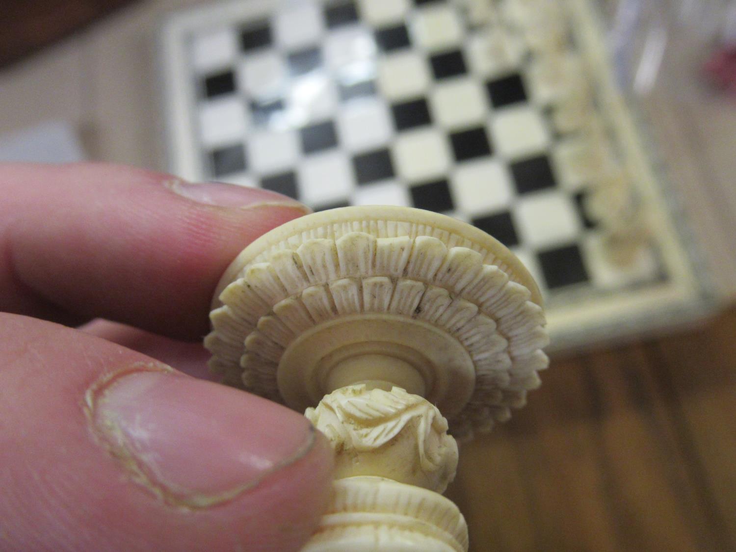 19th Century Vizagapatam ivory and horn folding chessboard / backgammon board, together with a - Image 11 of 29