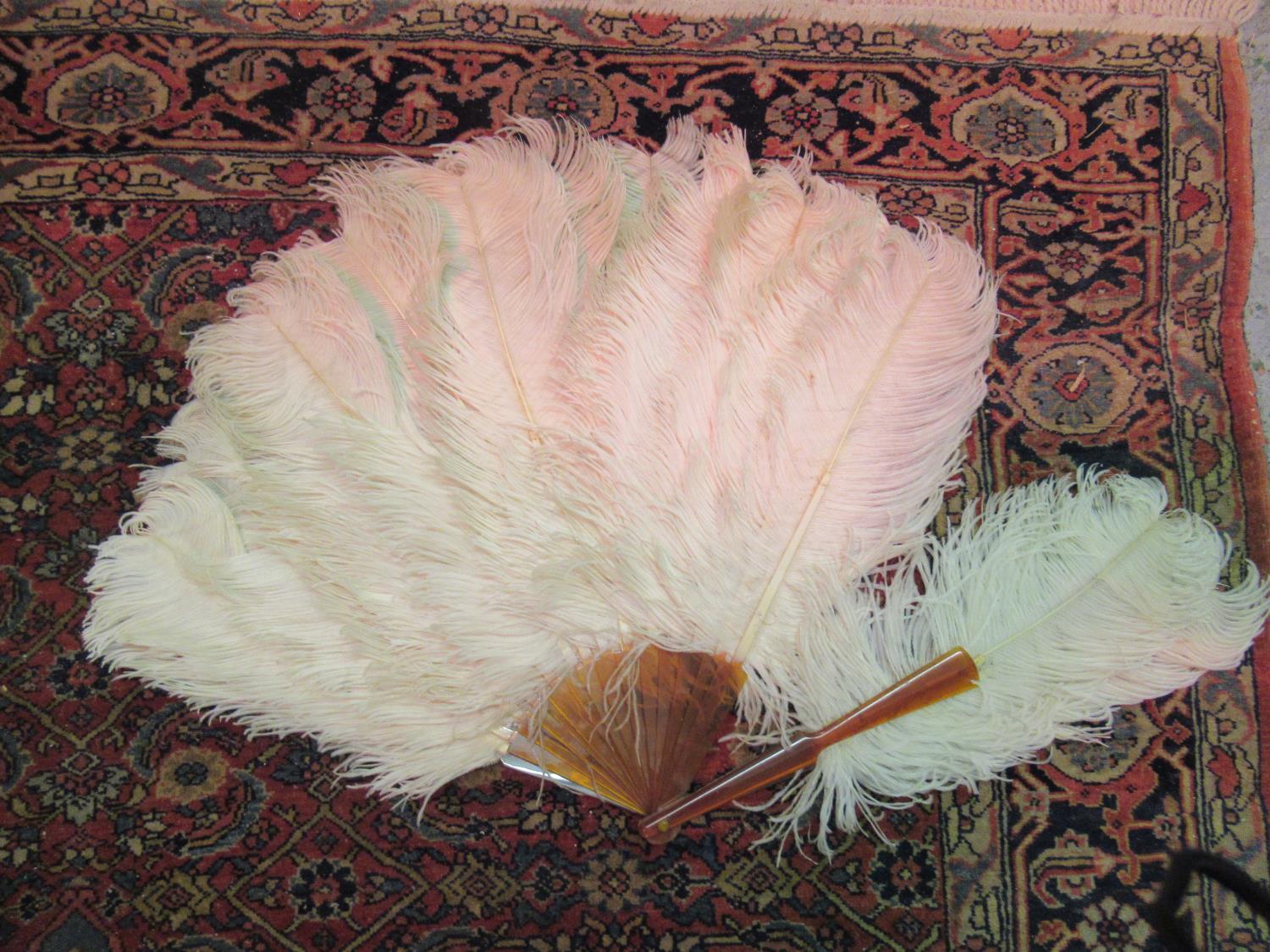 Ostrich feather fan, mother of pearl and feather fan, a black lace fan, together with an ivory and - Image 3 of 15