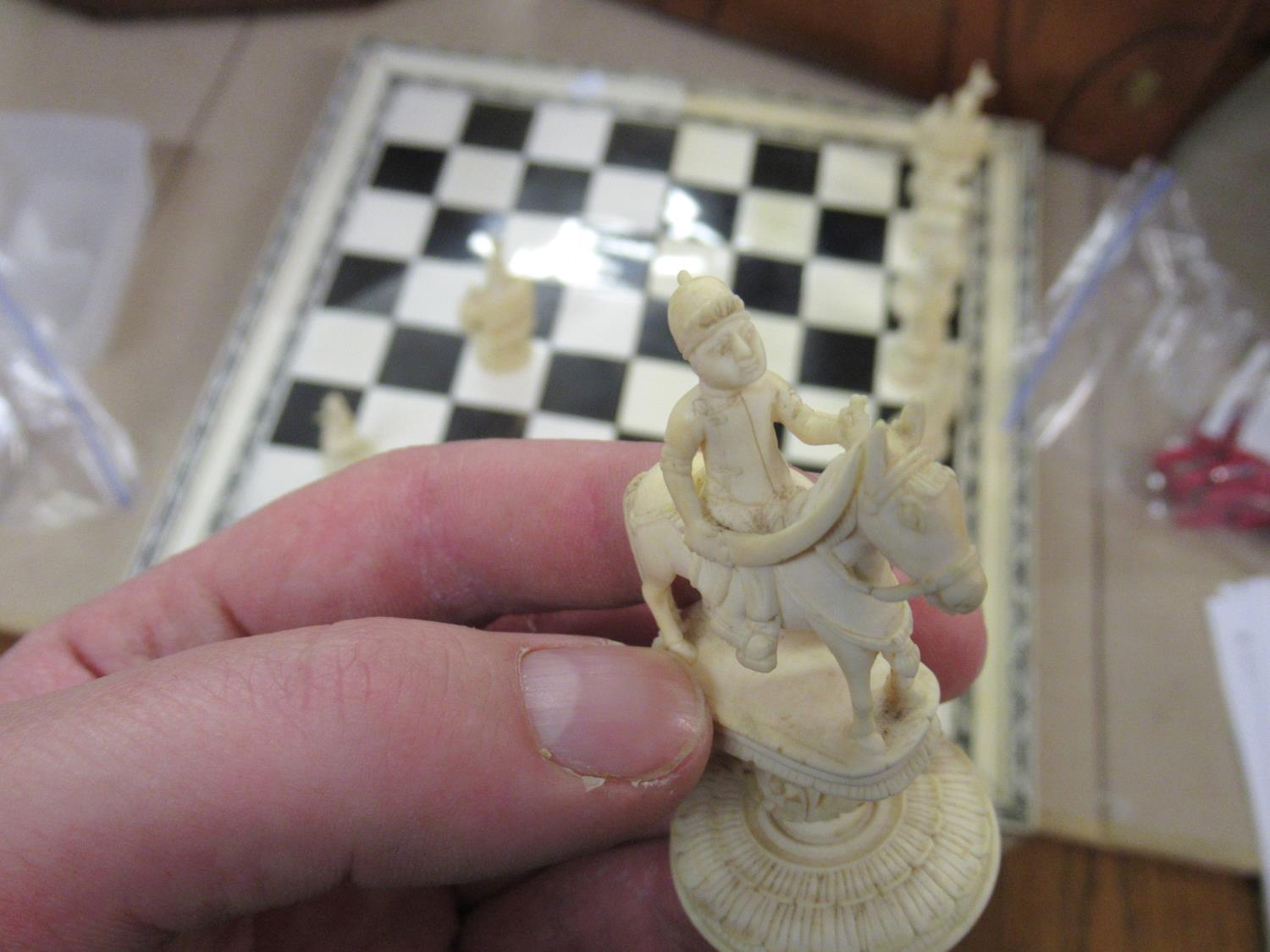19th Century Vizagapatam ivory and horn folding chessboard / backgammon board, together with a - Image 15 of 29