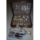 Oak cased canteen of silver plated Kings pattern cutlery