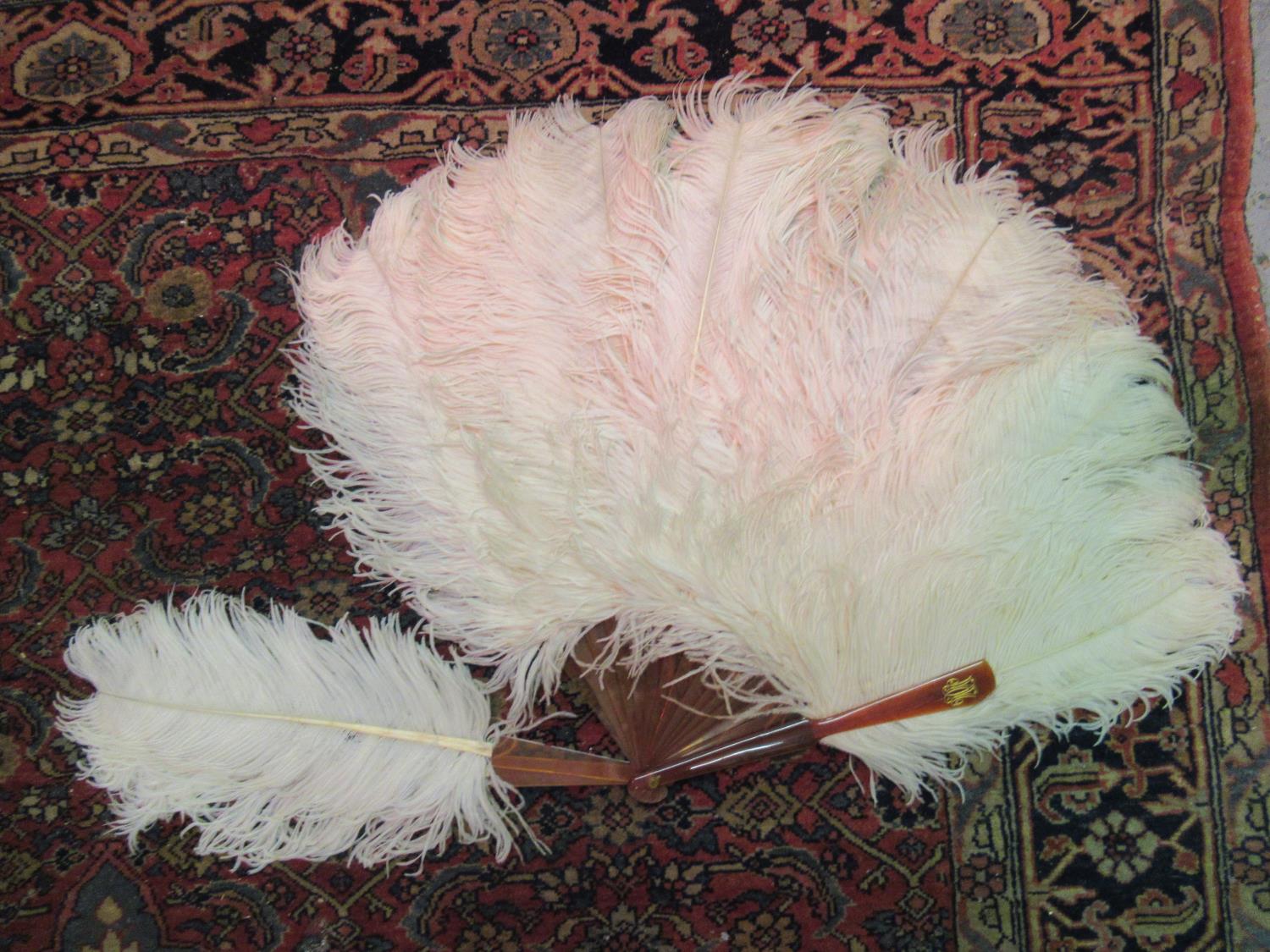 Ostrich feather fan, mother of pearl and feather fan, a black lace fan, together with an ivory and - Image 2 of 15