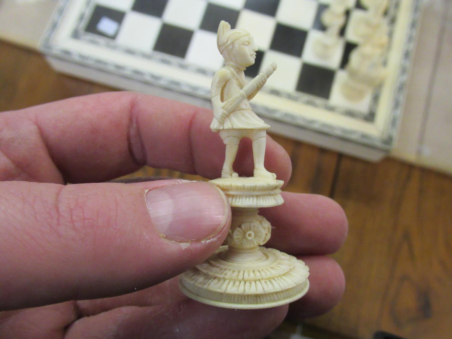 19th Century Vizagapatam ivory and horn folding chessboard / backgammon board, together with a - Image 8 of 29