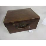 Gentleman's early 20th Century leather vanity case with plated fittings 14ins x 11.5ins x 7.5ins