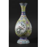 CHINESE CANTON STYLE ENAMELLED VASE, early/mid 20th century, of baluster form decorated with