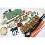 A QUANTITY OF JEWELLERY including two coral necklaces, various paste set brooches, a pair of coral