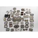 A QUANTITY OF ASSORTED 19TH AND EARLY 20TH CENTURY BUCKLES in a variety of non-precious metals (