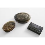 A 19TH CENTURY FRENCH PRESSED HORN SNUFF BOX with plain rectangular base, the integrally hinged