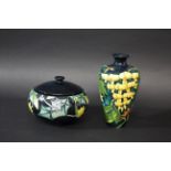 MOORCROFT LIDDED POT - FESTIVE LIGHTS a modern limited edition Moorcroft lidded pot in the Festive