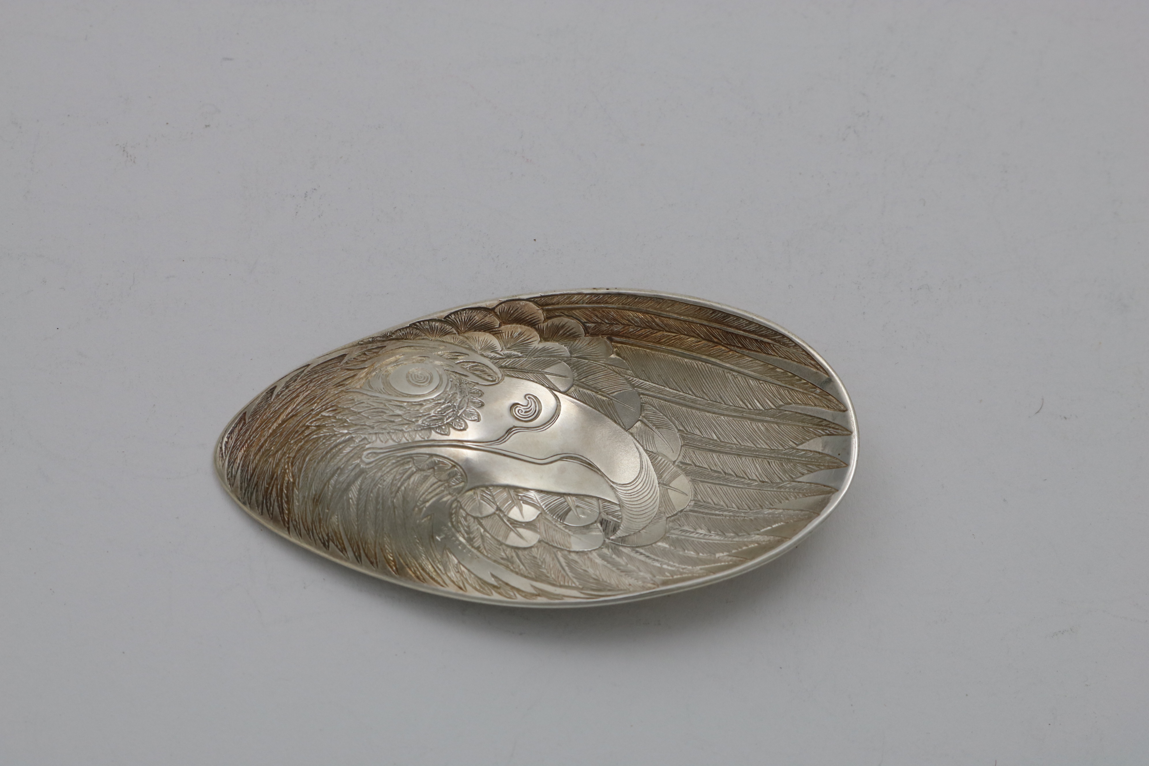 A CONTEMPORARY DOUBLE-SIDED CADDY SPOON engraved to resemble a stylised eagle's wing form made by - Image 2 of 2