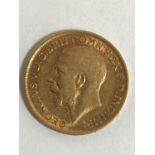 A SOVEREIGN. A George V Sovereign dated 1912.