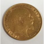 A SOVEREIGN. An Edward VII Sovereign dated 1910.