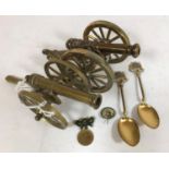 TWO VICTORIAN GILT AND ENAMEL 'SOUTH AFRICA 1900' SPOONS AND OTHER RELATED ITEMS. Two gilt metal
