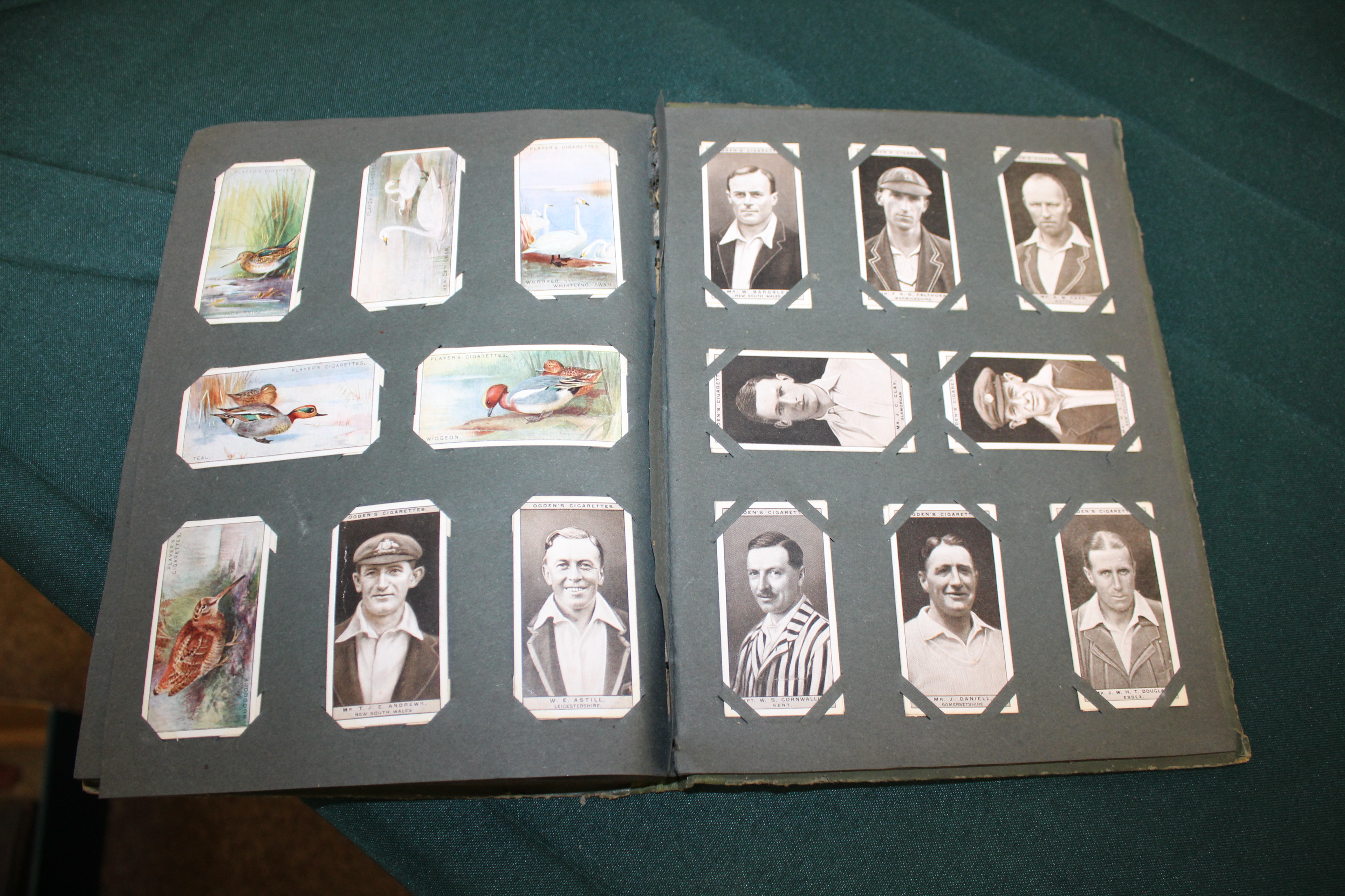 CIGARETTE CARDS in albums and in packets, including John Player Cricketers Caricatures, John Players - Image 12 of 33