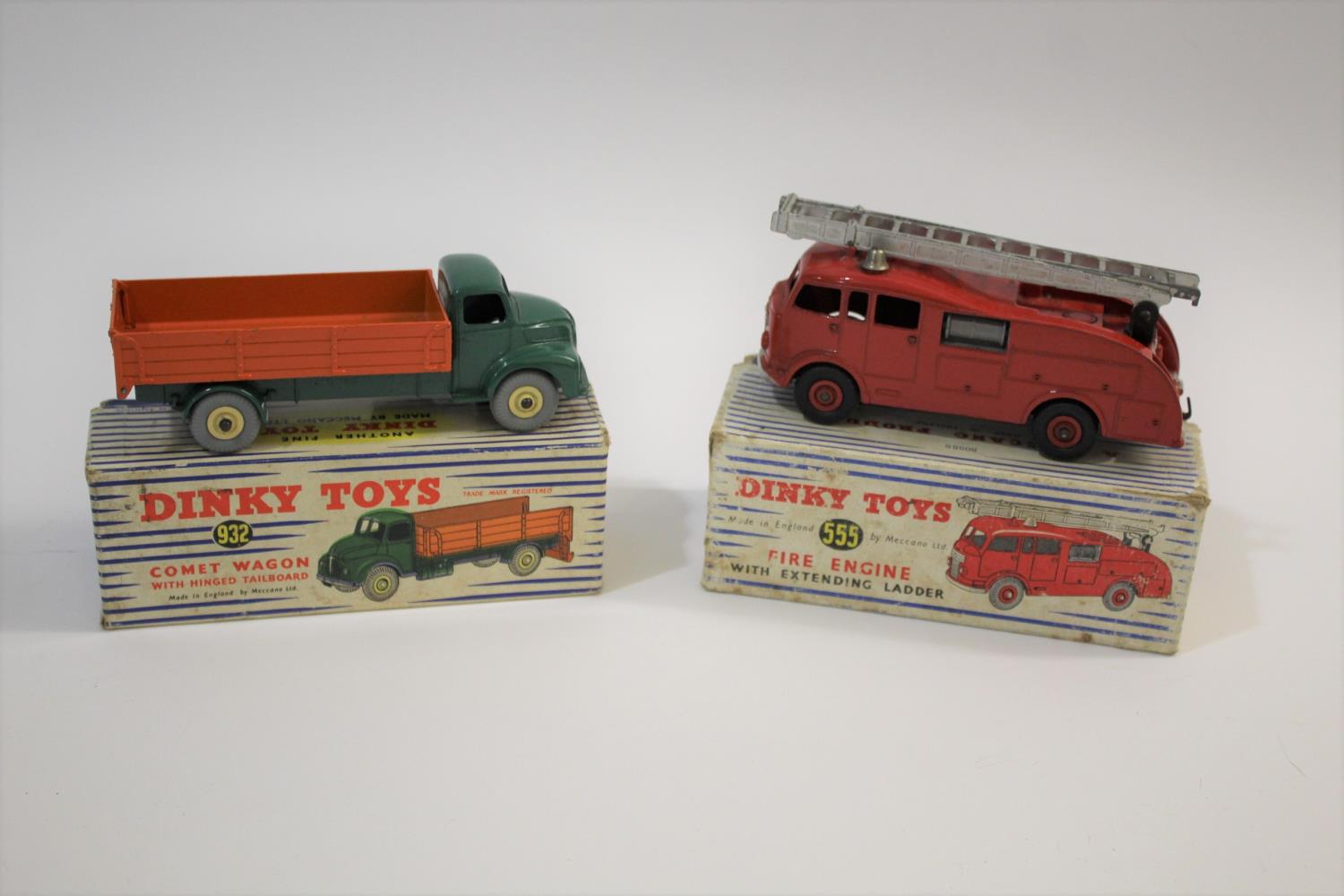 DINKY TOYS - COMET WAGON a boxed Dinky Toys 932 Comet Wagon with green cab and orange tailboard.