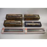 RAILWAY ROLLING STOCK & LAYOUT ACCESSORIES a mixed lot including 6 boxed Mainline coaches, a boxed