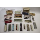 COLLECTION OF PENS including a boxed Waterman Paris fountain pen, cased Les Must de Cartier