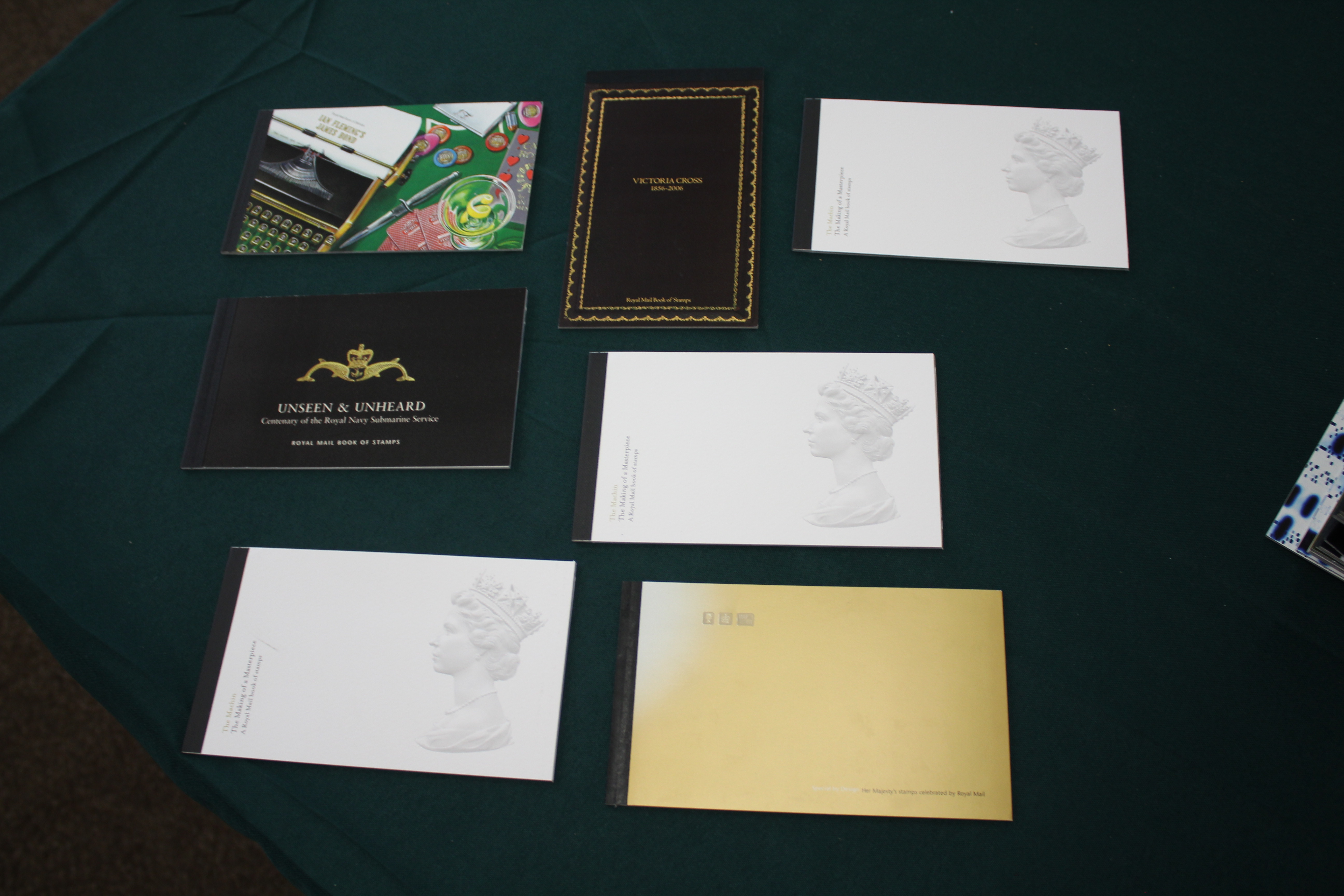 STAMP SETS & BOOKLETS a mixed lot including a Royal Mail Prestige Stamp Album with stamp booklets ( - Image 10 of 24