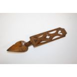 19THC WELSH TREEN LOVE SPOON early 19thc, the fruitwood spoon with a rectangular handle, with a