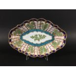 WORCESTER HOP TRELLIS DISH circa 1775, a floral spray inside a border of alternating trellis and