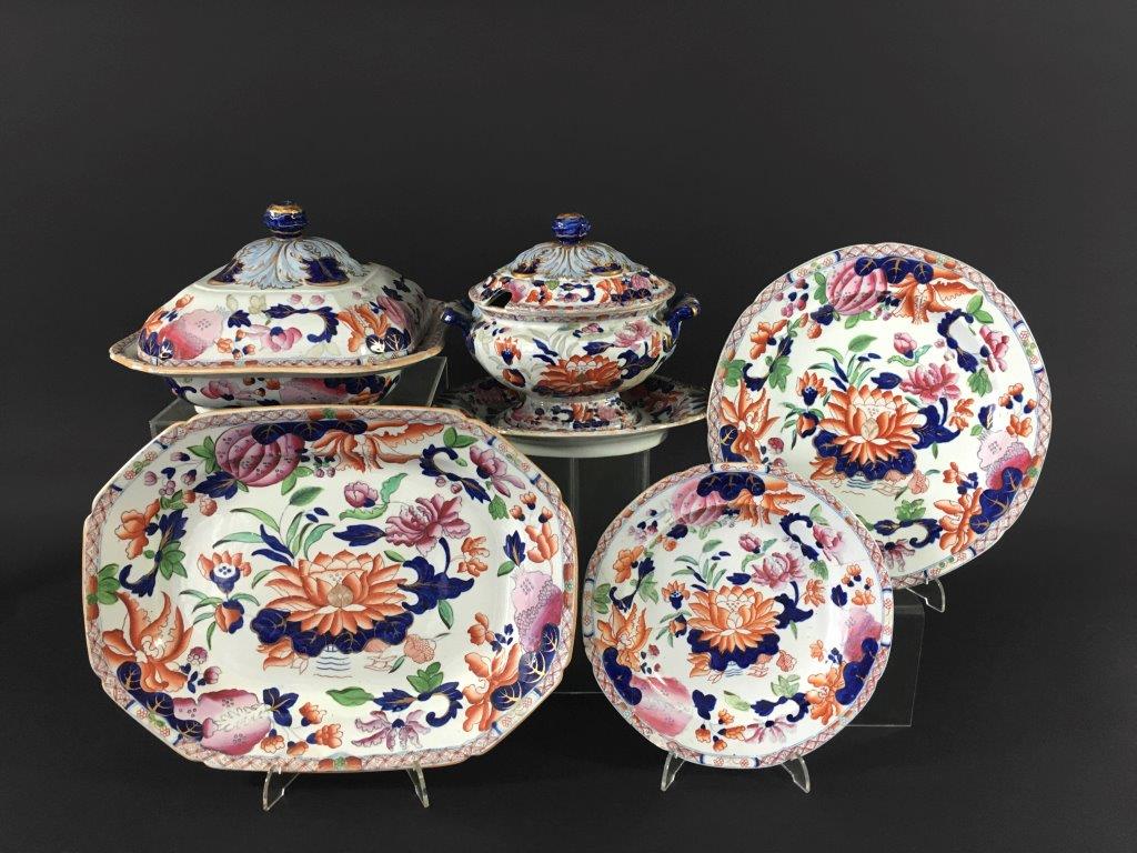 WARRANTED IRONSTONE PART SERVICE early 19th century, possibly Hicks and Meigh, the chinoiserie
