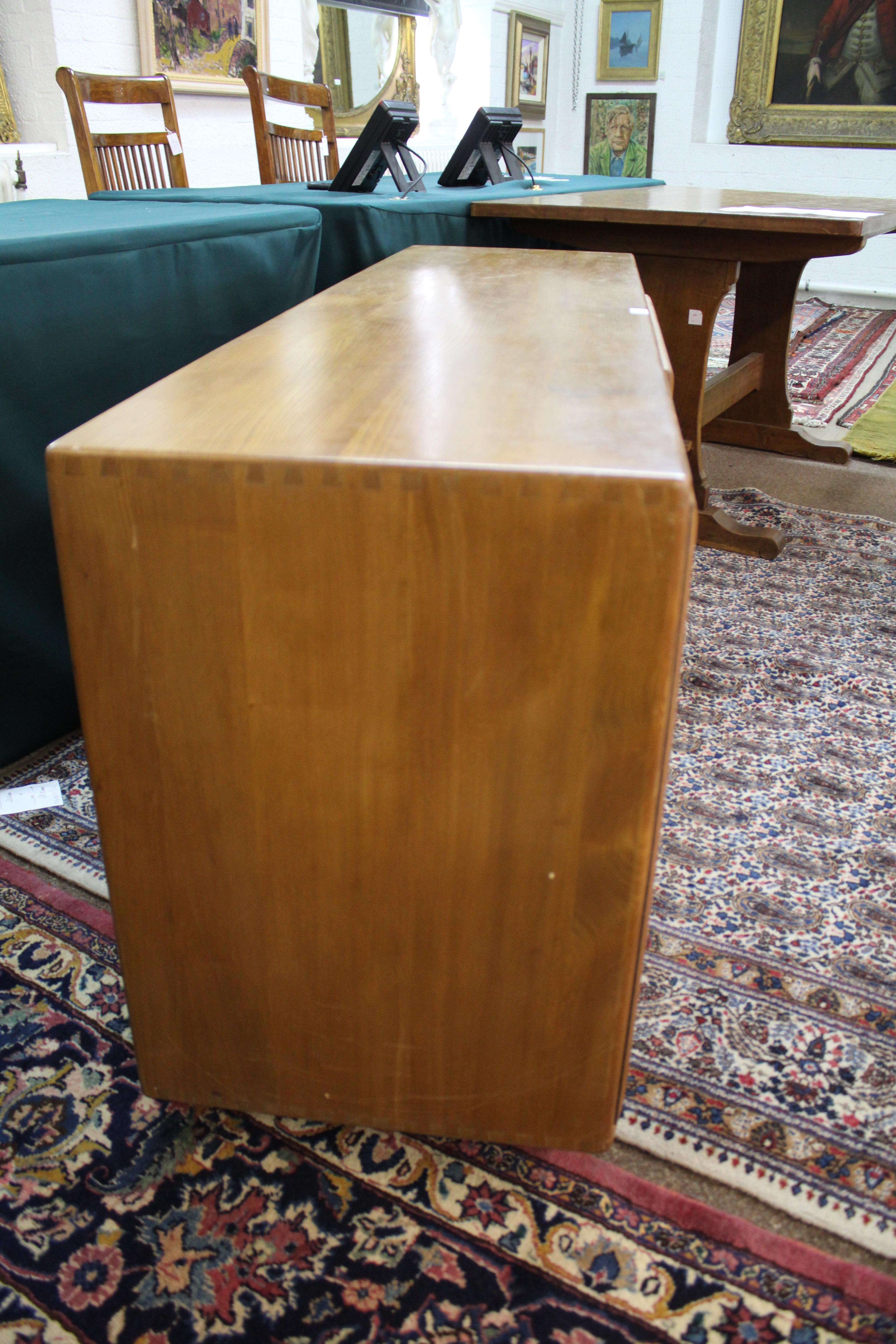 ERCOL SIDEBOARD a large light elm sideboard with 3 central drawers (1 for cutlery) and flanked by - Image 5 of 9